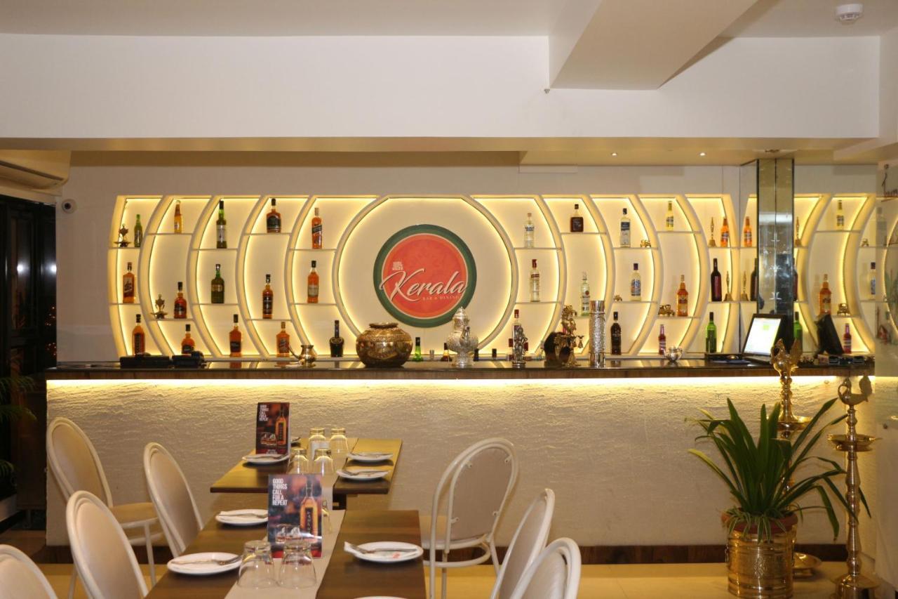 מומביי Hotel Samraj מראה חיצוני תמונה