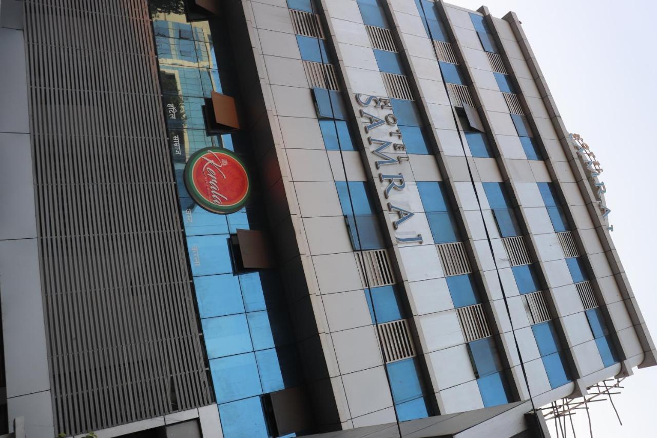 מומביי Hotel Samraj מראה חיצוני תמונה